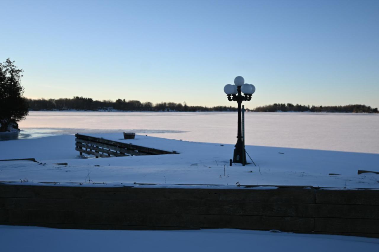 The Gananoque Inn Eksteriør bilde